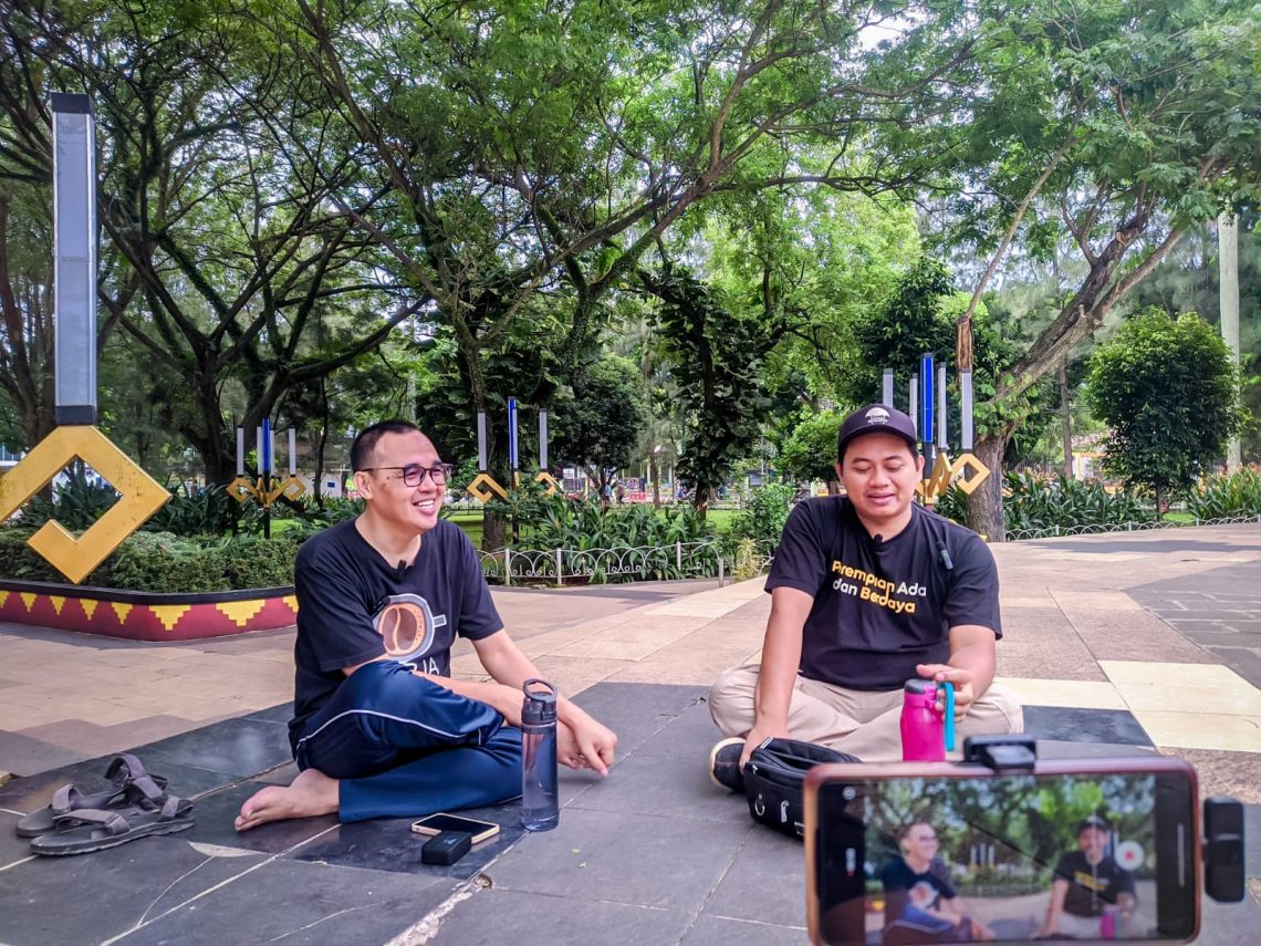 Politik Gagasan & Gerakan?