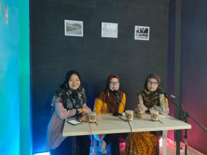 Jejak Semangat Hifni: Perempuan Muda, Cangkir Hijau, dan Kota yang Kita Cintai