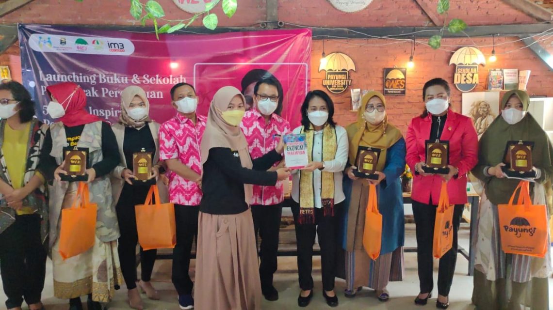 Cinta Sejatimu Terukir Abadi, Mbak Hifni